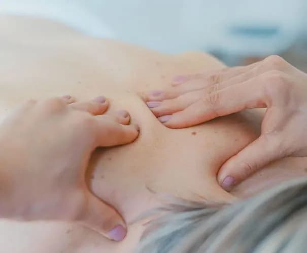 Magenta Colour Therapy - Massage, Reflexology, Antaneea Technique, Access Bars, Aromatherapy photo 2