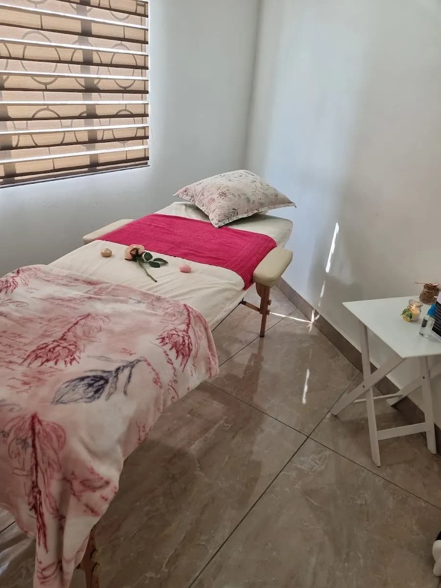 Under the stars Wellness and beauty bar