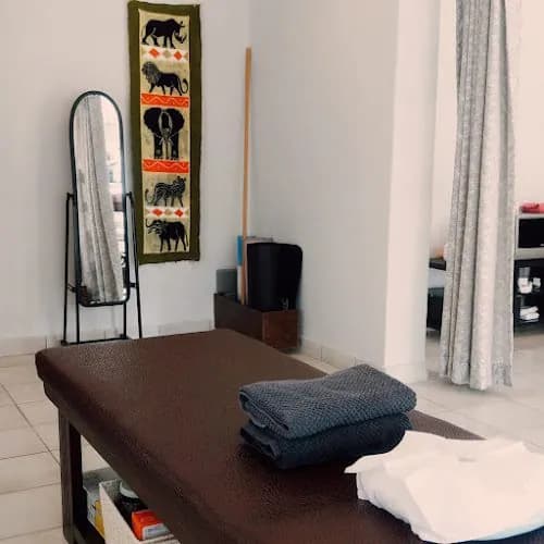 Hen Hao Acupressure Therapy