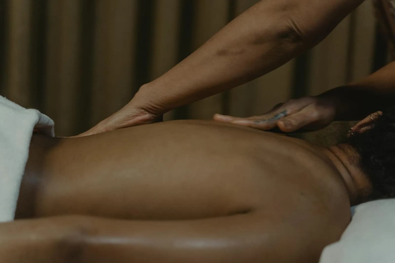 Zenholism Bodywork Studio. Holistic Healing. Antonio.