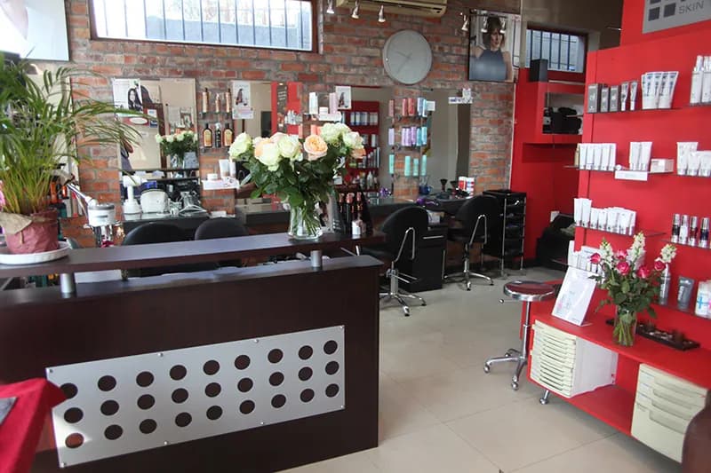 Natural Image hair and Beauty salon