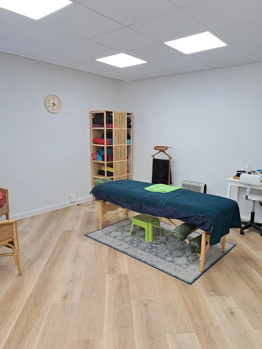 Dedri Prinsloo Therapeutic Massage Therapist