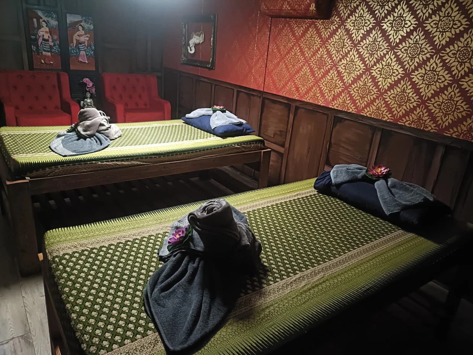 Red Lotus Thai Spa