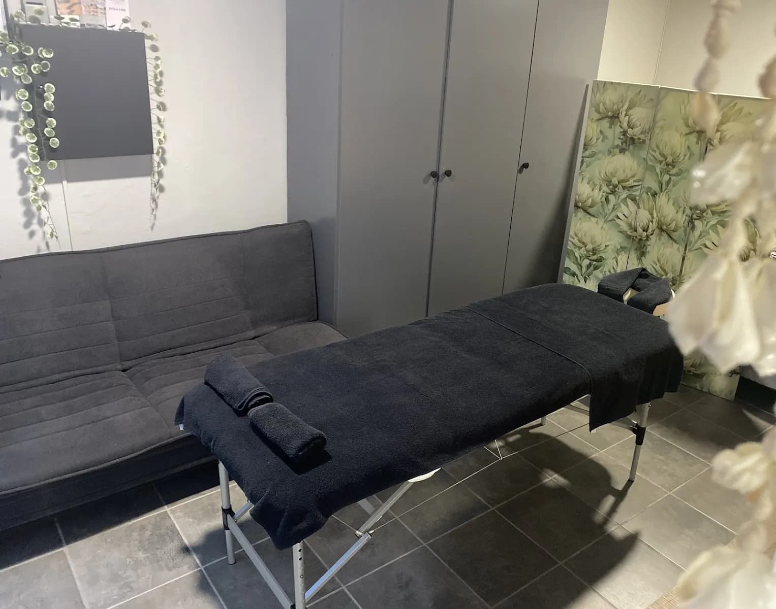 Auzy's massage Therapy