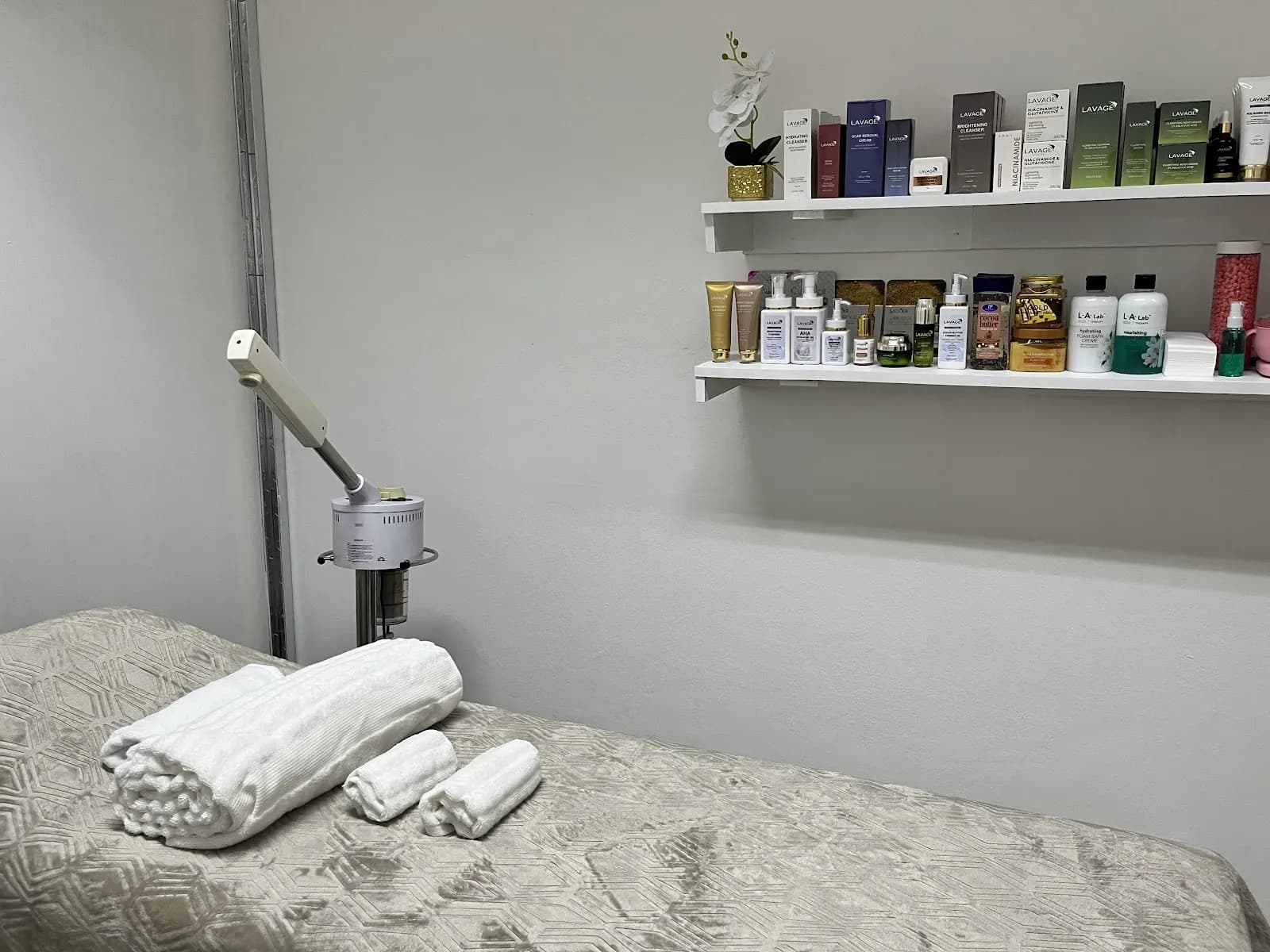 Luminous Aesthetic Skin and Body Clinic