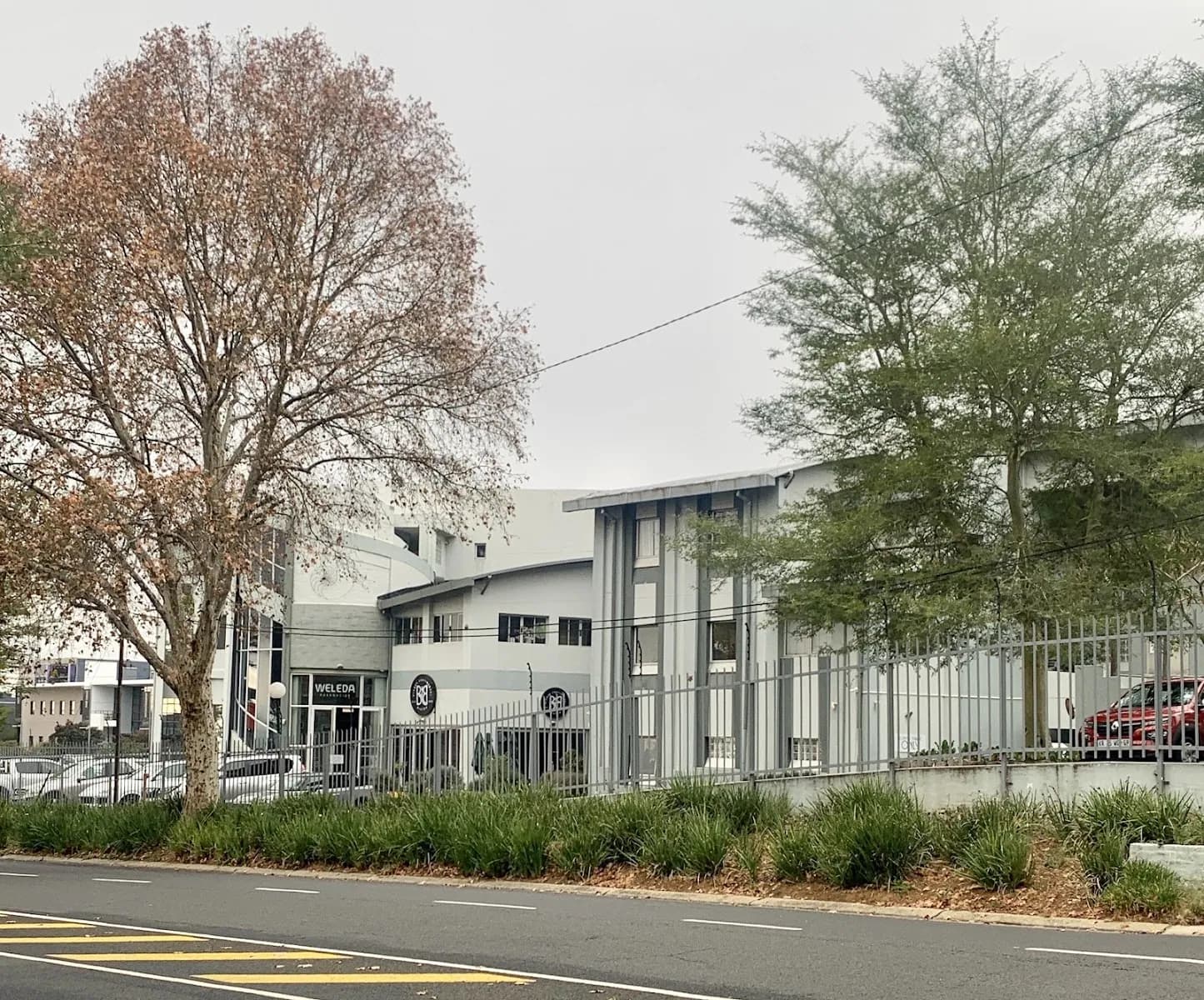 Bryanston Chiropractic & Sports Injury Clinic. Dr B. Sandler, Dr S. Young