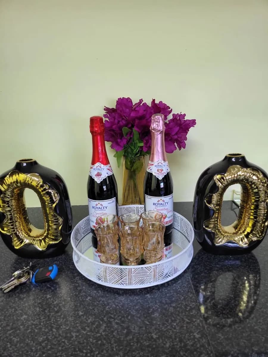 Mnyamande Shezz Aesthetic & Wellness SPA
