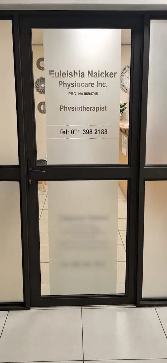 Euleishia Naicker Physiocare Inc