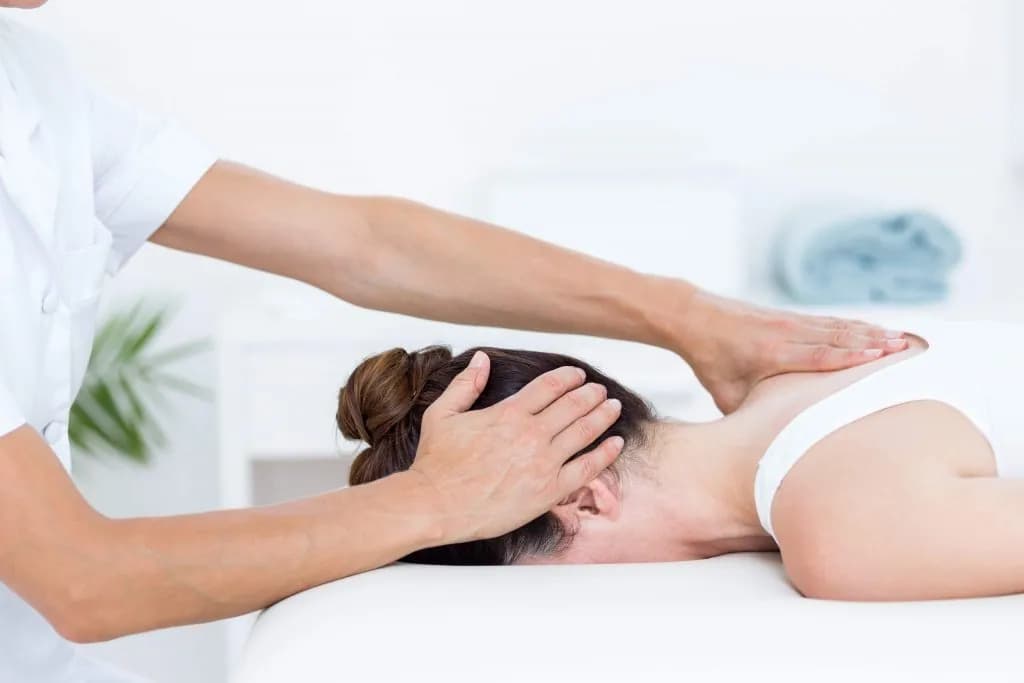 Chiropractor & Osteopath Newcastle