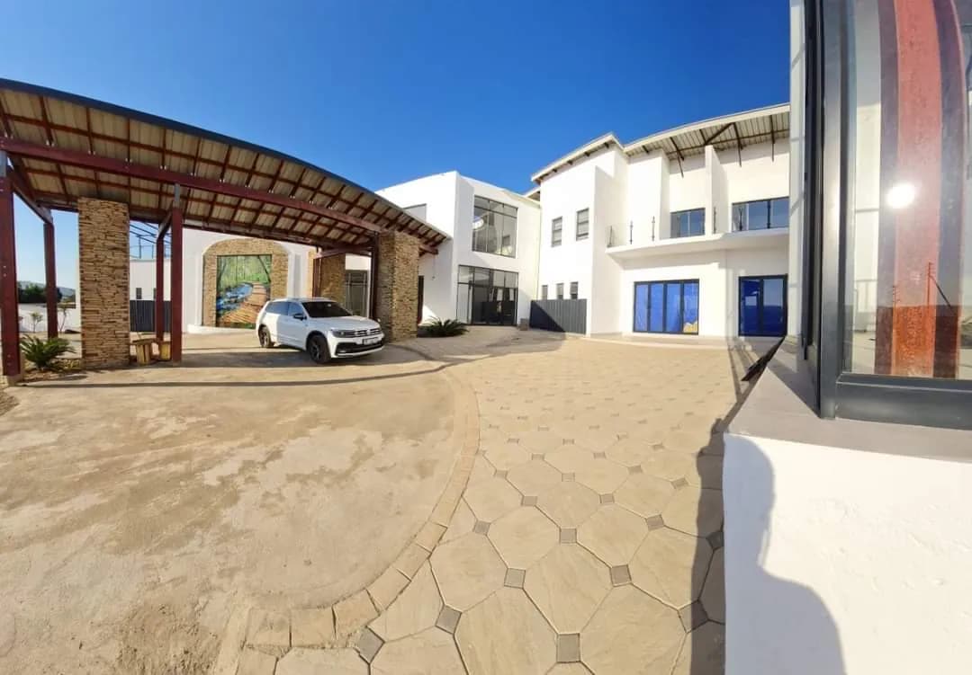 Rensia Palace and Spa