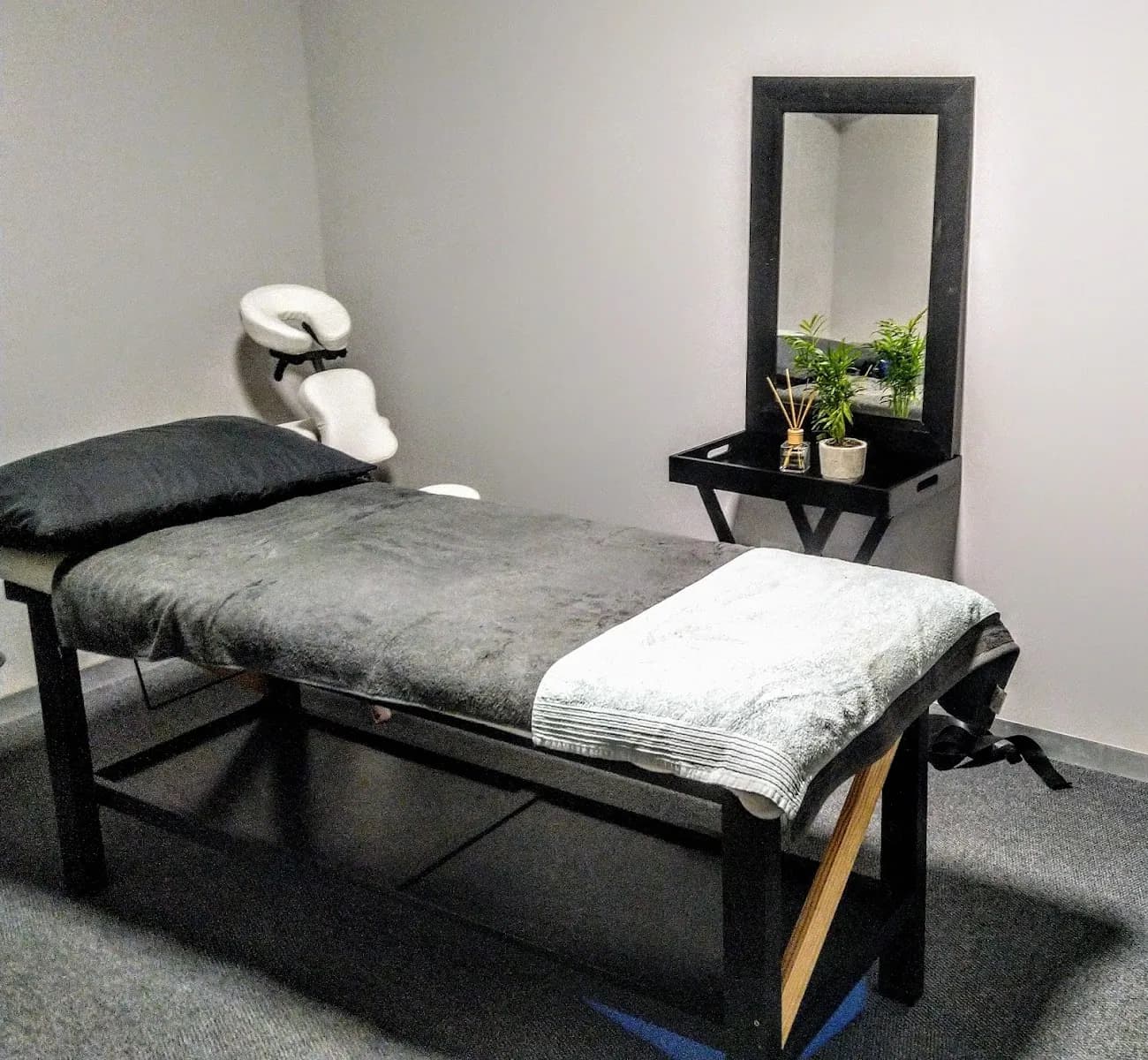 Chris Sadie Physiotherapy