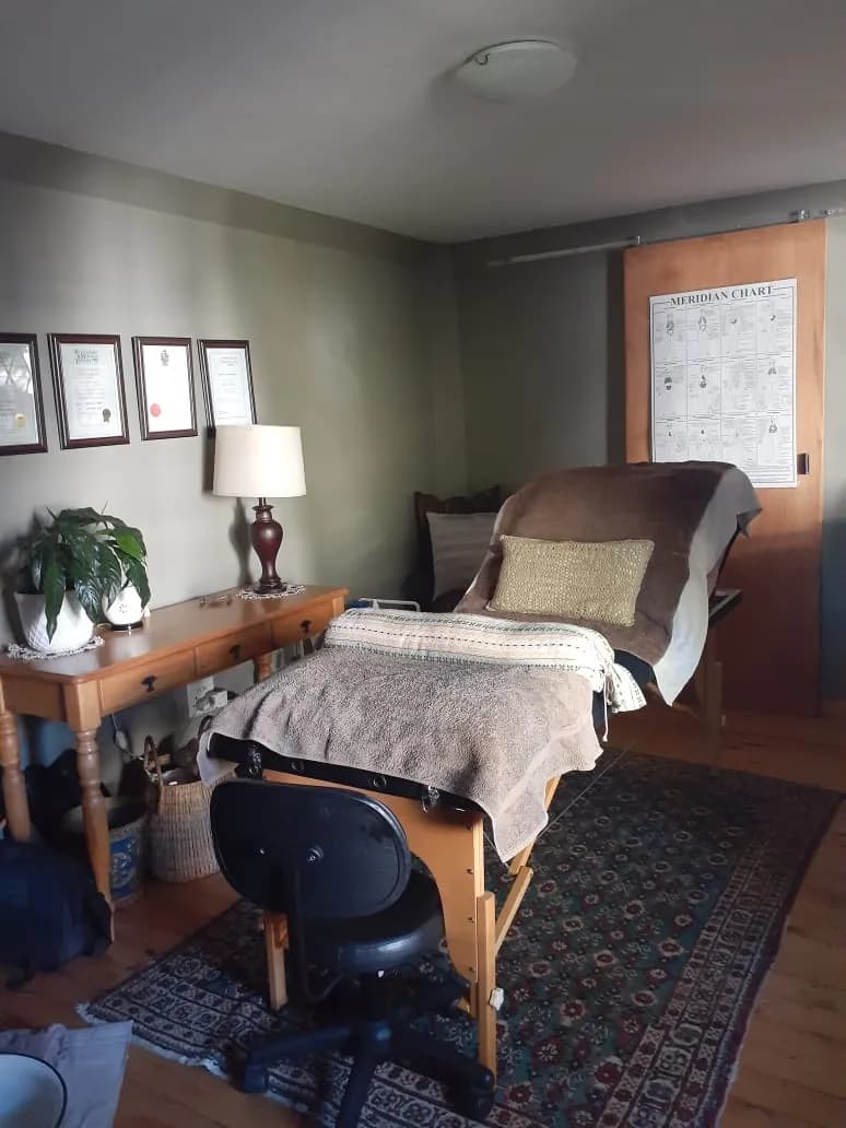 Coreli van Rooyen therapeutic reflexologist