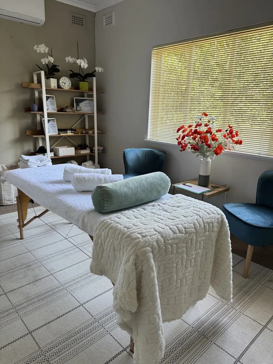Massage Studio Body Lines