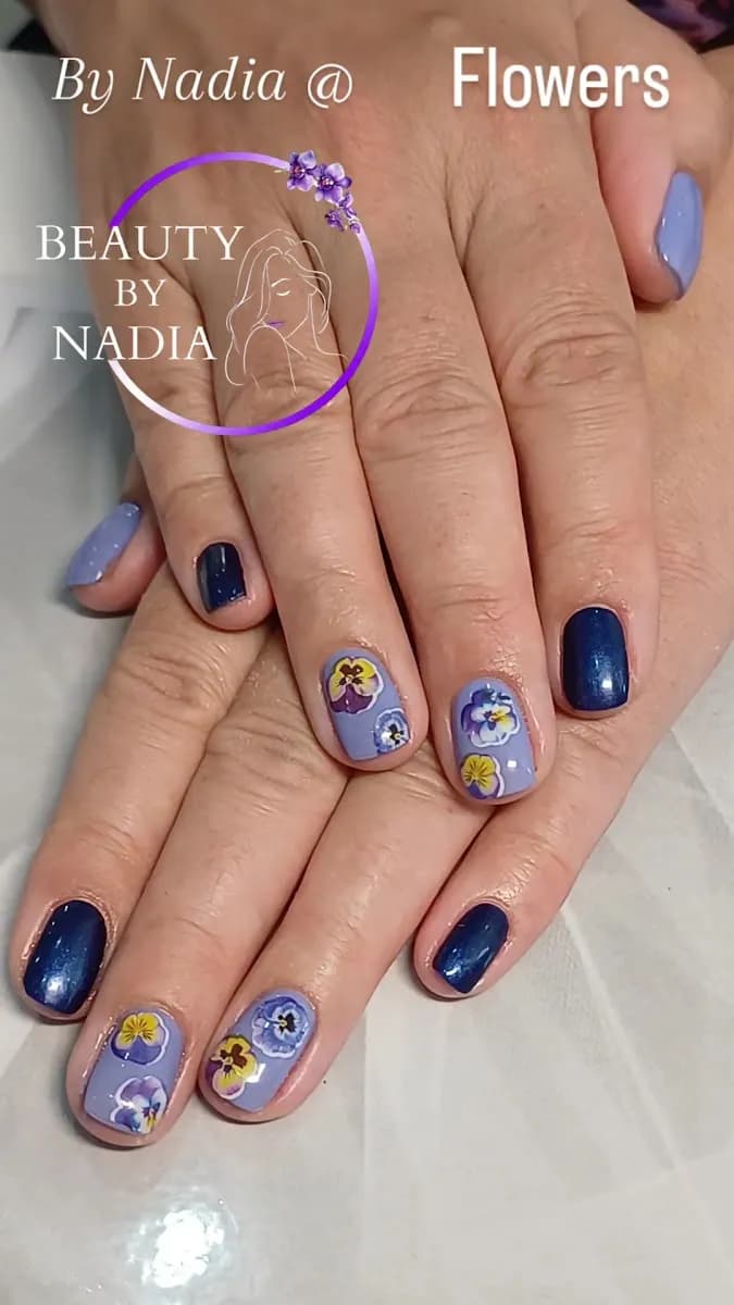 Nails by Nadia (Nelè, Medi Pedi's, Permanent Makeup, Microneedling, Massages, Waxing, Tinting)