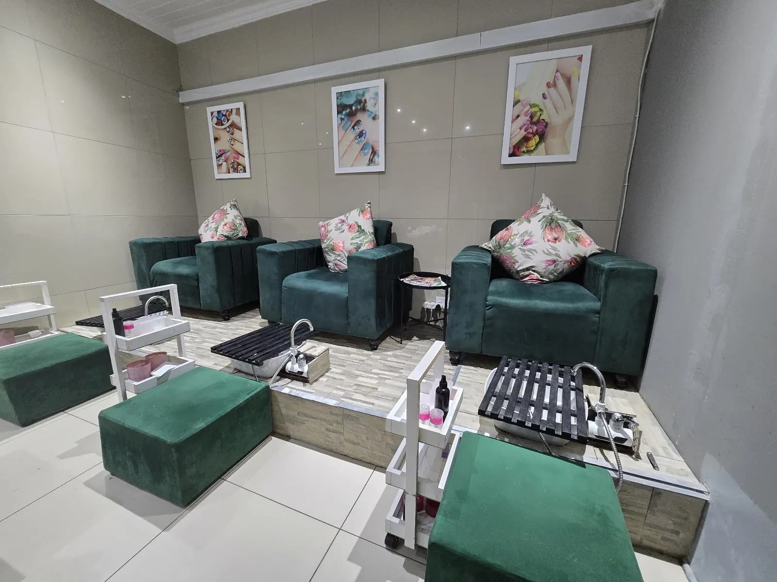 Beauties & Beasts Spa