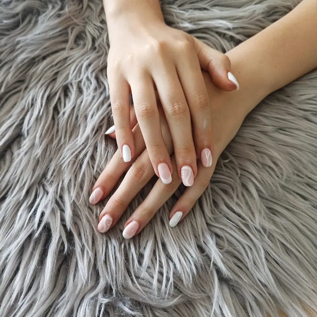Gem's nails and massage