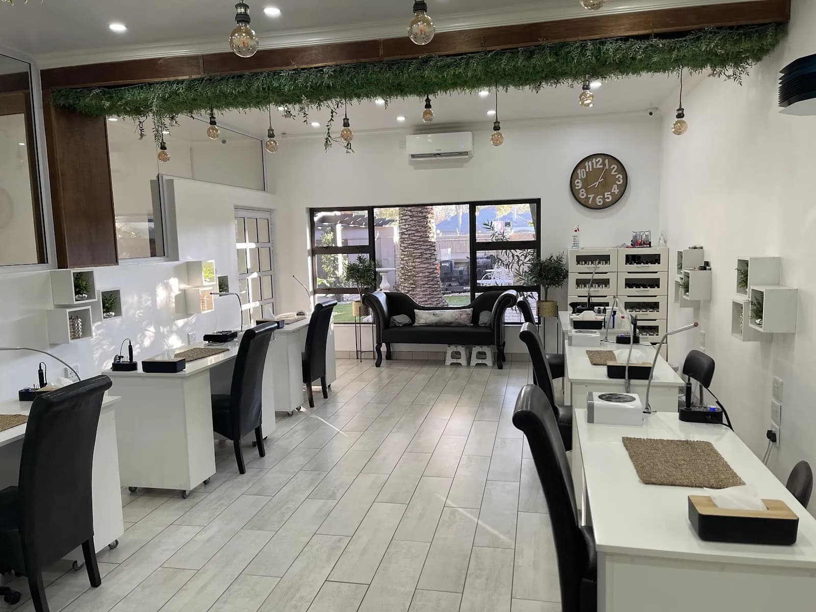 Hartleaf Wellness Spa