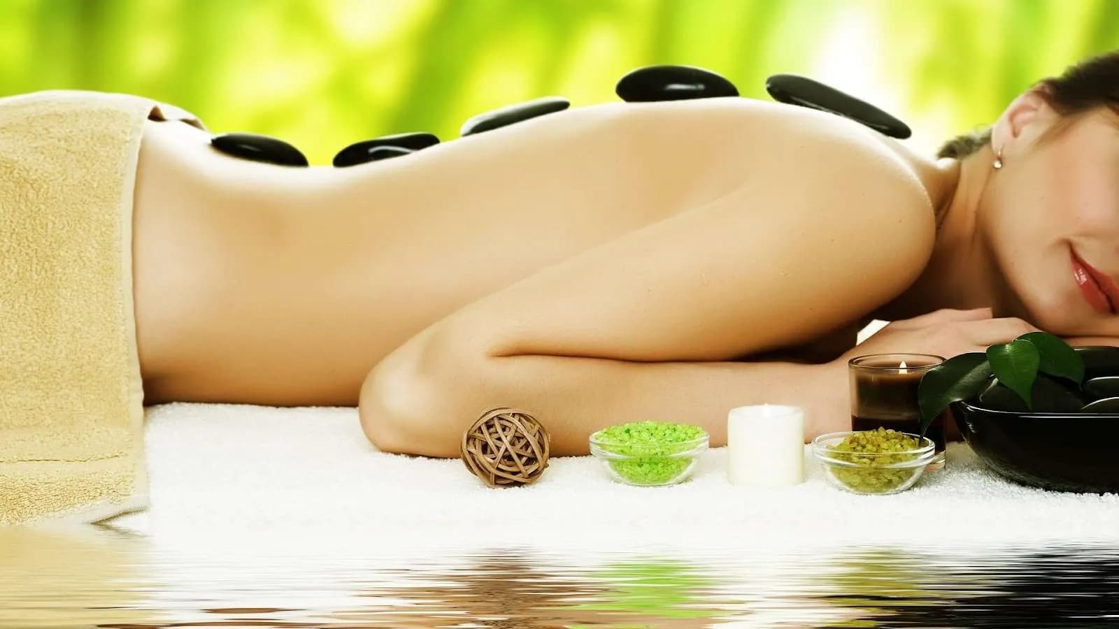 Lavana Deluxe Spa