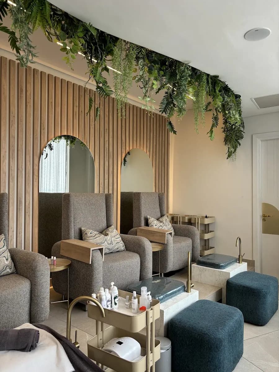 Life Day Spa Waterfall