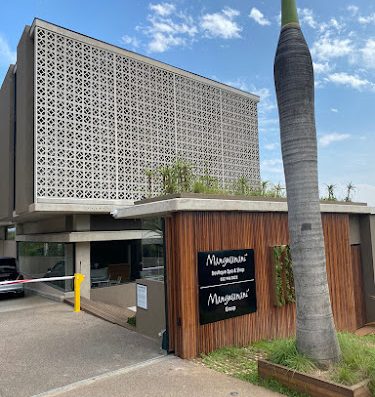 AF1QipM bP34N6HvGc1ppujbs8LIxFVKiiY2uStIiHvTw800 h500 k no