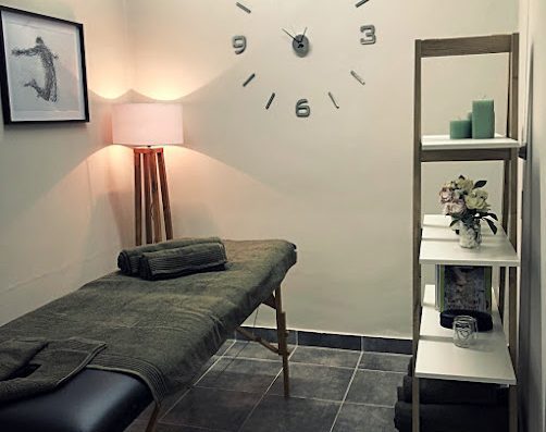 AF1QipMApcBH2YqC00A98HdZpyqW yLMzmUS9vJVUJL5w800 h500 k no