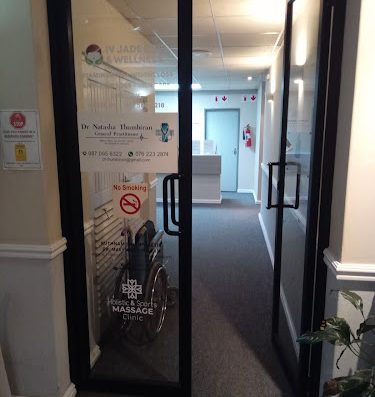 AF1QipMcWX tljeuFB9 NfB3hqfq th9zIv N2a 3MAHw800 h500 k no