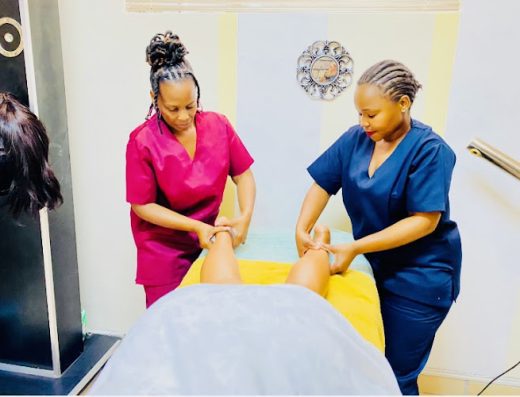 AF1QipNJNs RVt7DGcua5NtsGkckq7 qBx2q4PptSNodw800 h500 k no