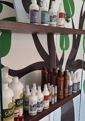 AF1QipNeN J 5ByTwJ6nP5yM9QZxtCz9Fgtk0NEAhNvaw800 h500 k no