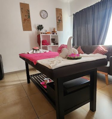 AF1QipOHUqOVPvl7prhNJq96iC9g89IPfR6SqbvgYMKFw800 h500 k no