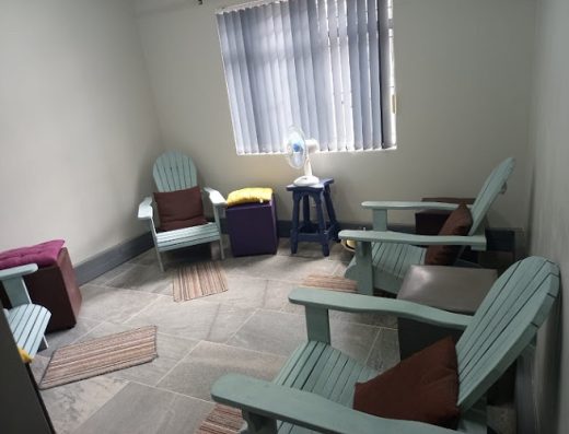 AF1QipOPgdZ5VKJXQldREtexozceISRH6ruXYwKkra Uw800 h500 k no