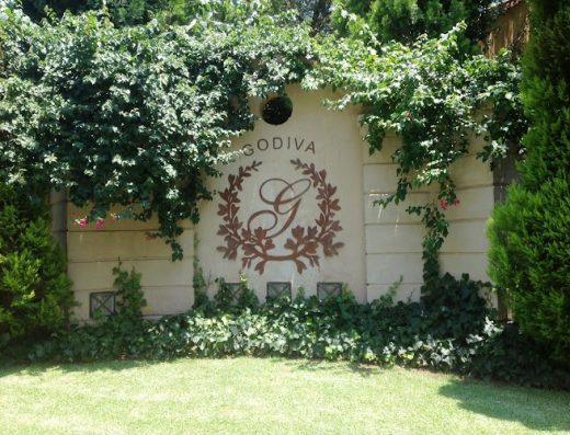 AF1QipOqyxbtQ7MdYKsUk07sxn nr4qu8UedupmS2UDcw800 h500 k no