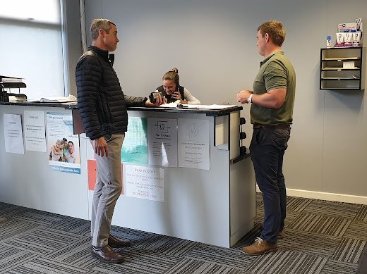 AF1QipOwPUDJOtIsvmvXvvVidn3pHhT3oJOZCZp9YCsfw800 h500 k no