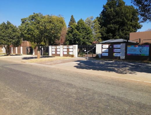 AF1QipPvmT cCzc9AXocNtgoV8B70KRN5XrwLt0hRrMdw800 h500 k no